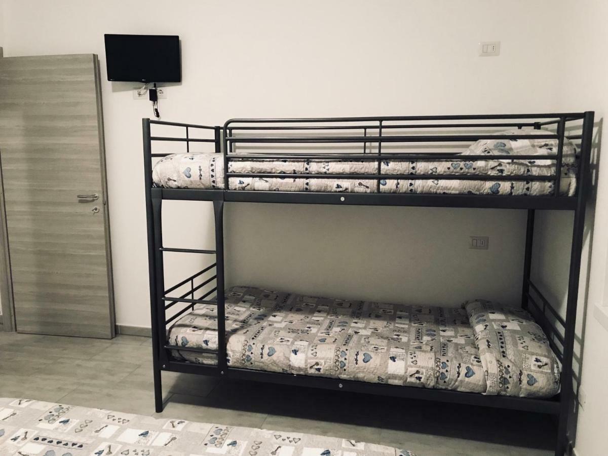 Residenza Christian Lägenhet Gravedona Exteriör bild